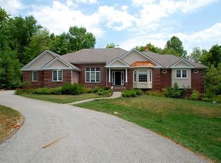 18025 Cinnabar Trl, Chagrin Falls, OH 44023