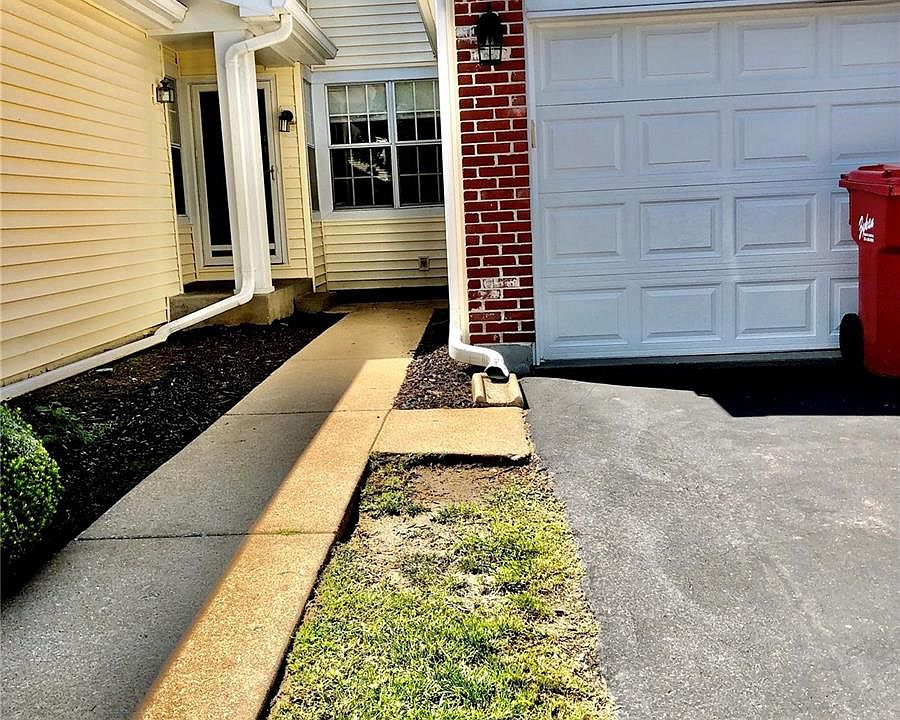 1st image of 16268 Rose Wreath Ln