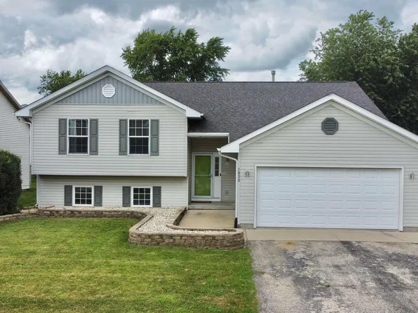 1035 Aspen Ct, Belvidere, IL 61008