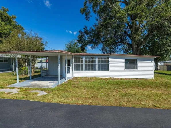 39019 Heath Dr, Zephyrhills, FL 33542