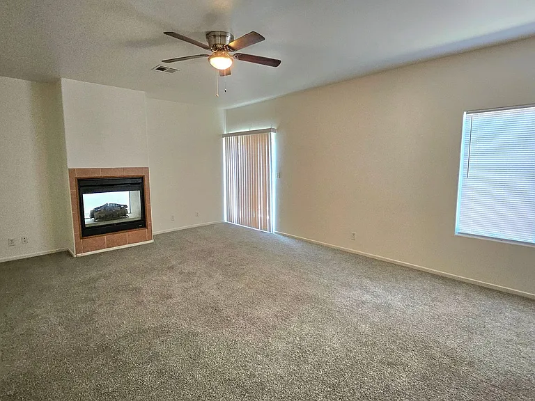 21187 Conklin Blvd — Photo 5