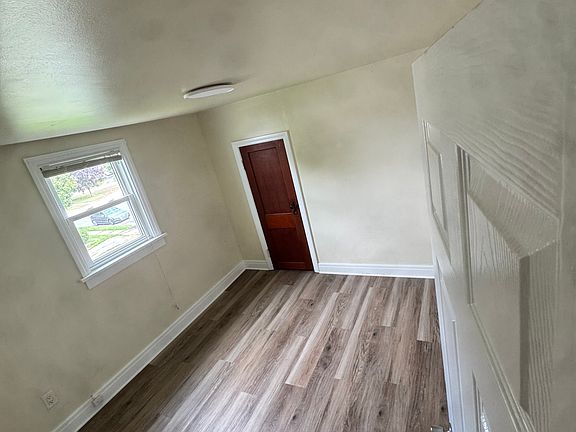 4th image of 22 Houston St #2