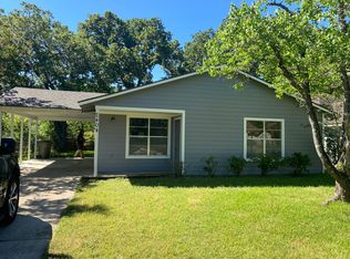 2404 Driftwood Dr, Bryan, TX 77803