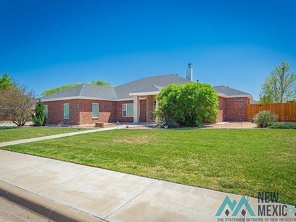 2nd image of 1304 Sierra Blanca Dr