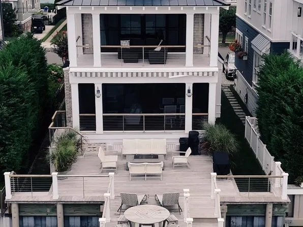 11013 Sunset Dr, Stone Harbor, NJ 08247