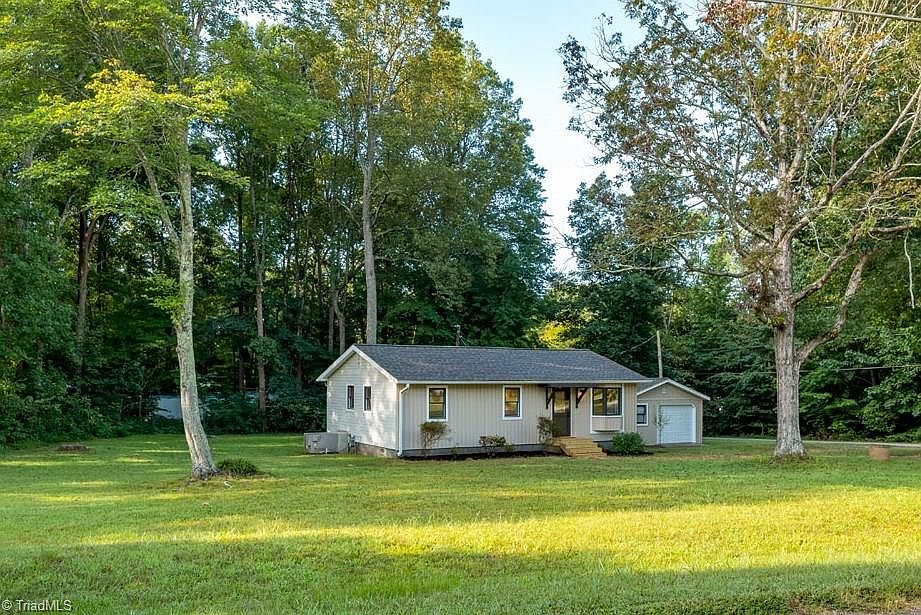 1st image of 4500 Mathews Ln