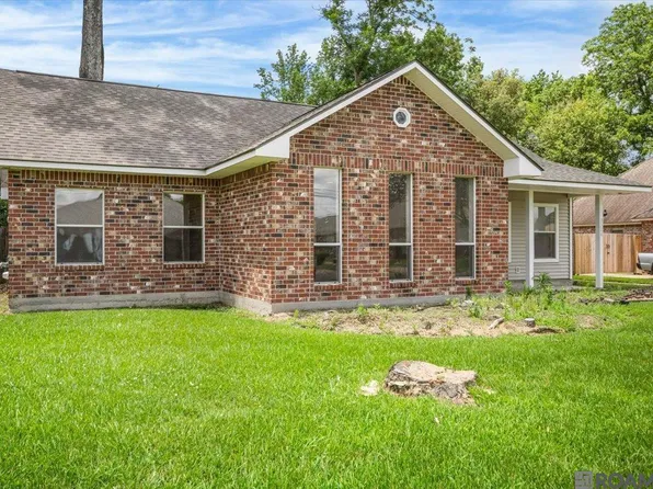 3526 Redbud St, Zachary, LA 70791