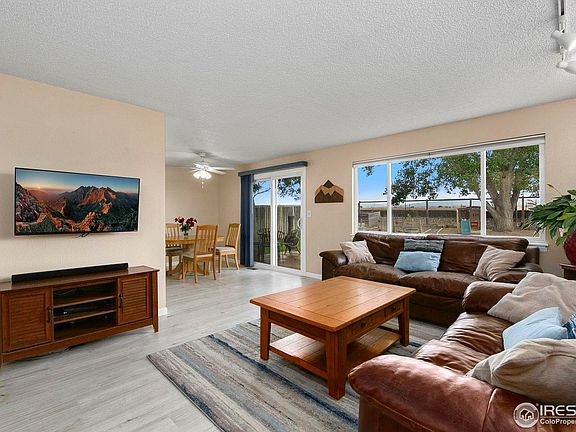 3rd image of 2349 W Linda Dr