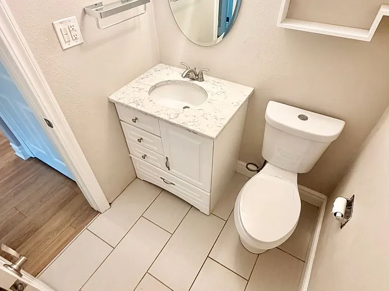 3237 N Milwaukee St — Photo 5