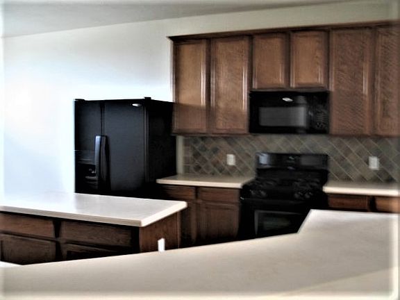 3rd image of 4314 Green Orchard Dr