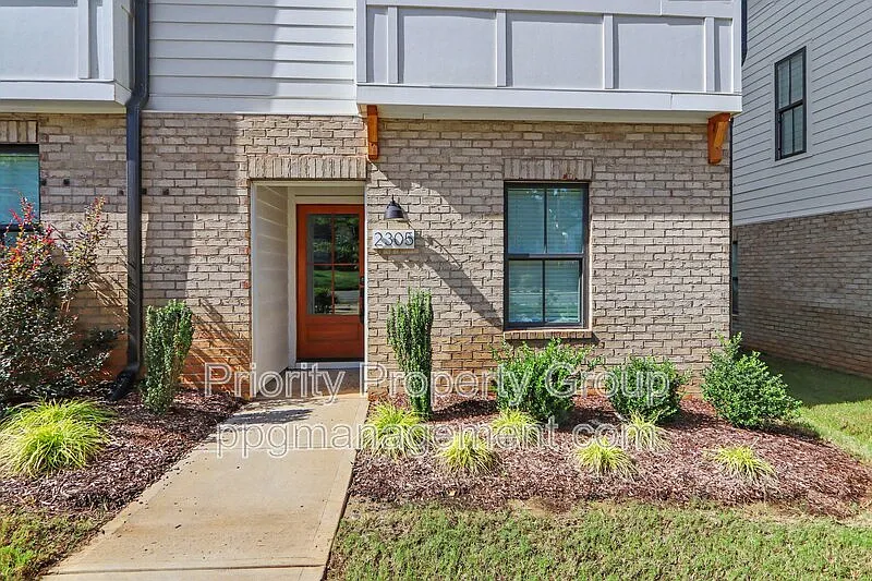 3 bed, 4.0 bath, 1709 sqft, $2,850 — Photo 3