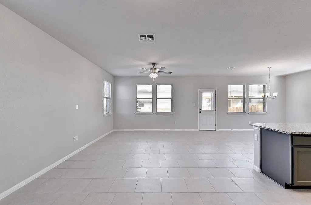 X - Falconer Way #94 1316 -- Bryan - Turn - 1 — Photo 3
