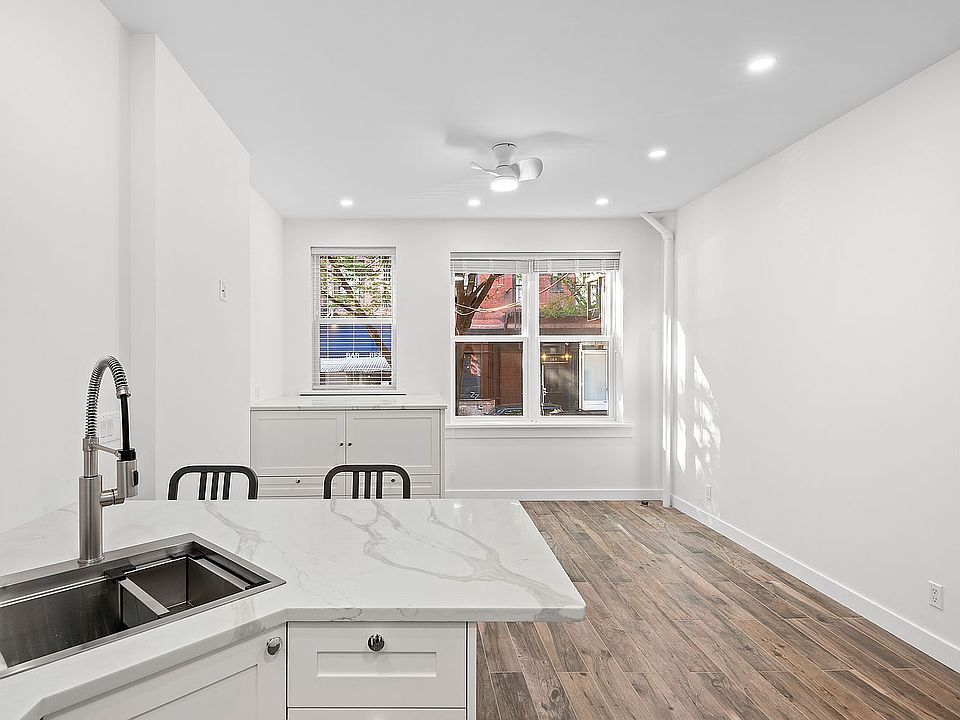 1st image of 166 Thompson St APT 1