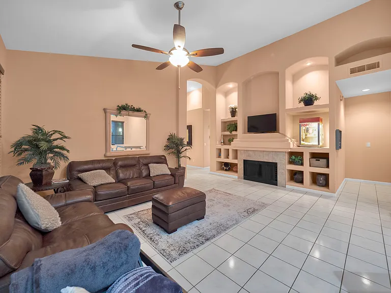 4232 E Rancho Caliente Dr — Photo 12