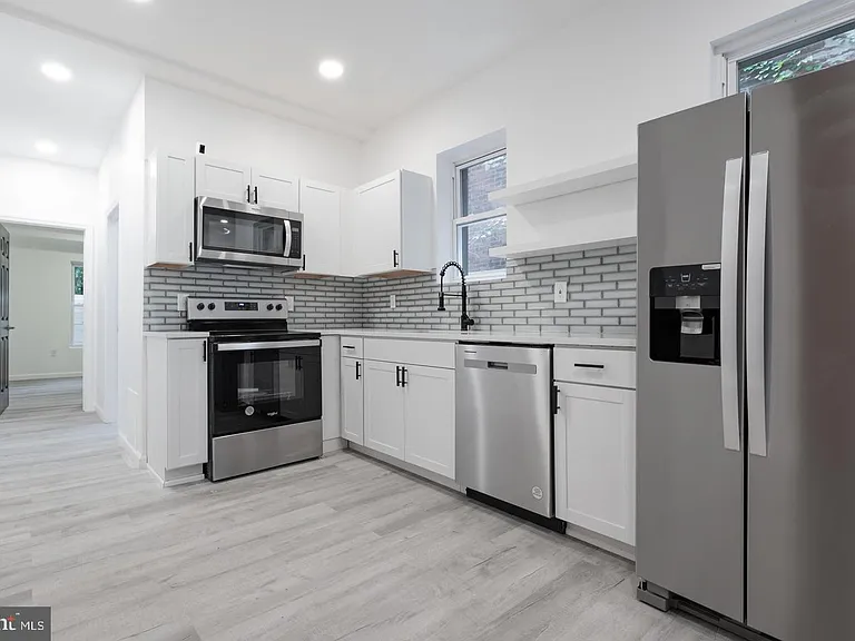 935 W Susquehanna Ave #1 — Photo 5
