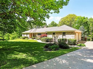 543 Summer Hill Ln, Washington, MO 63090