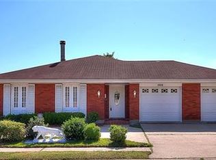 1045 Focis St, Metairie, LA 70005