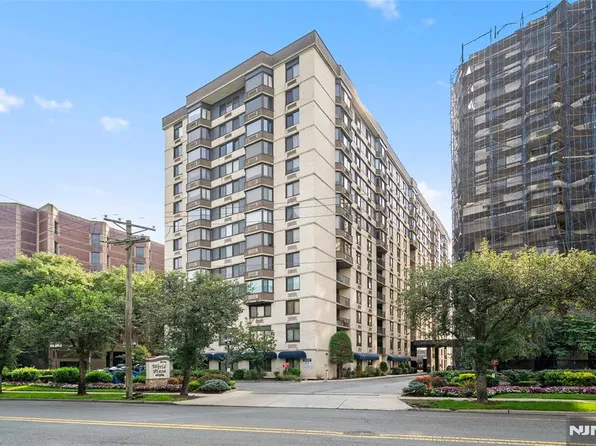 326 Prospect Ave APT 8J, Hackensack, NJ 07601