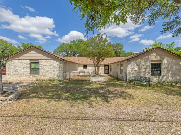 110 Suttles Ave, San Marcos, TX 78666