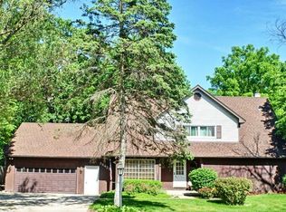 3N425 Norris Ave, West Chicago, IL