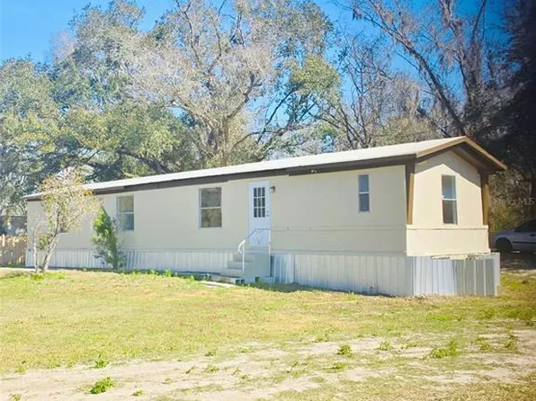 1516 Commercial Pl, Zephyrhills, FL 33540