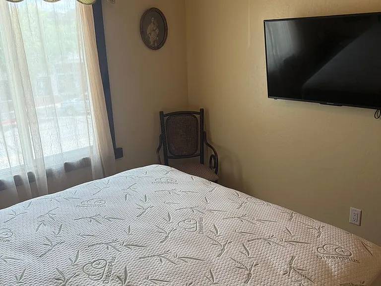 226 S Montezuma St — Photo 18