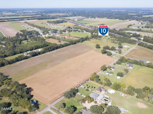 6 Bock Huval Rd, Breaux Bridge, LA 70517