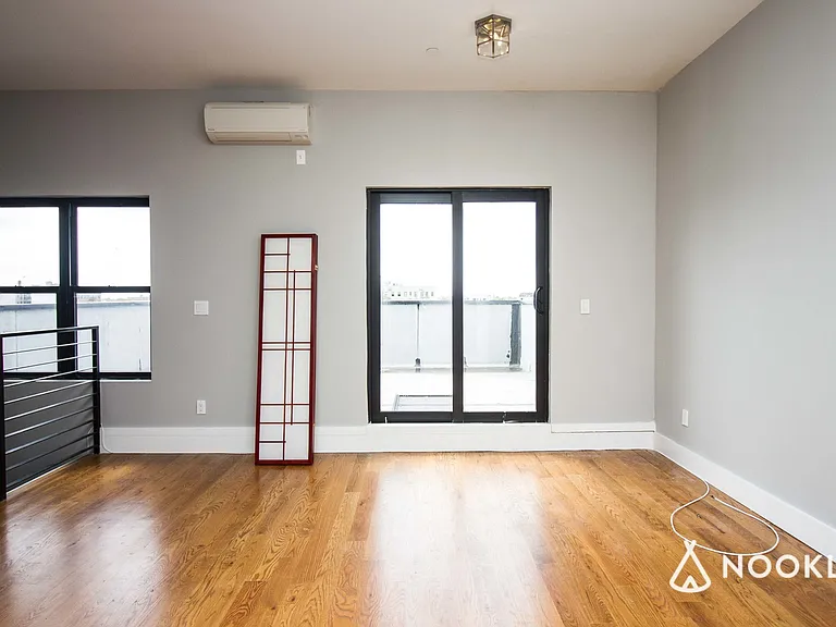 271 Martense St #4R — Photo 8