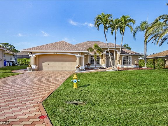 2nd image of 22444 Fountain Lakes Blvd