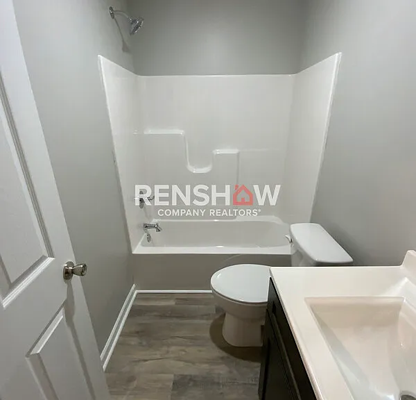 1706 Harris St — Photo 12
