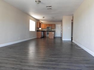 432 Beaumont St, Las Vegas, NV 89106
