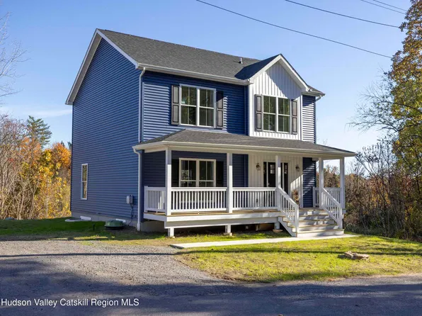 29 Teetsel Street, Saugerties, NY 12477