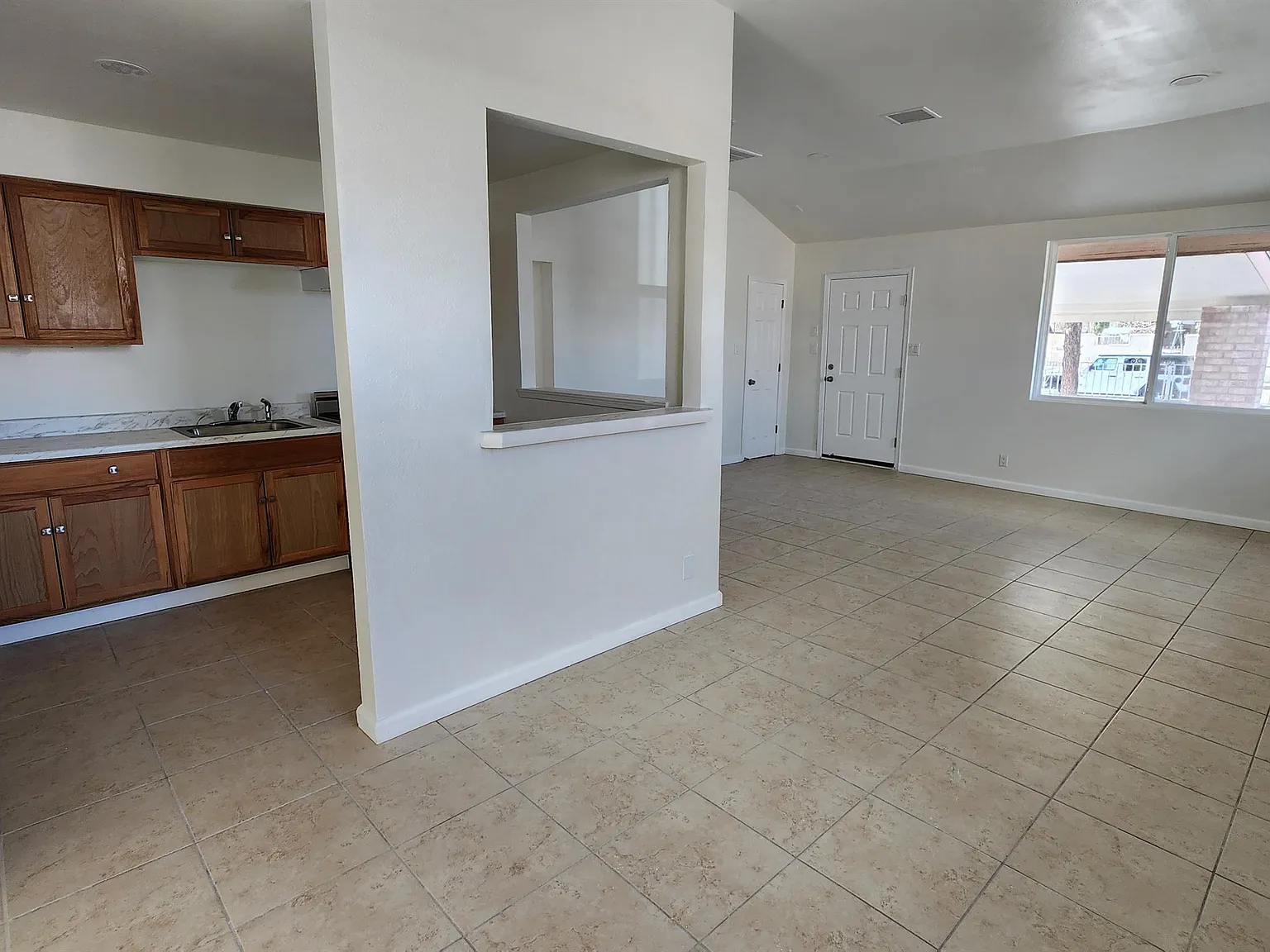 211 Edgewood Boulevard - 1 — Photo 4