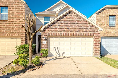 13527 Vista De Oro St Photo 1