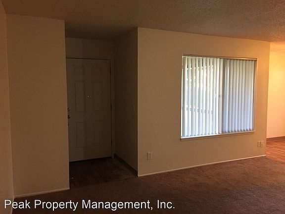 3rd image of 8435 SE Insley St #5923725