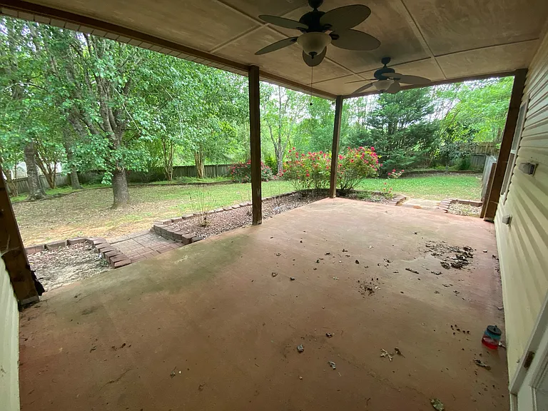 245 Fairview Cir — Photo 12