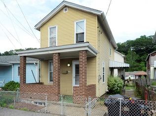 1720 Oak Way, Carnegie, PA 15106