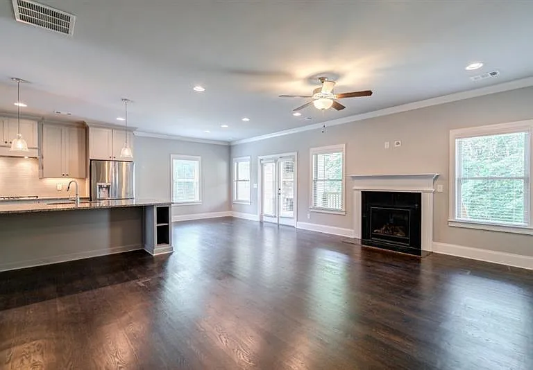 1317 Winfair Ln NE — Photo 24