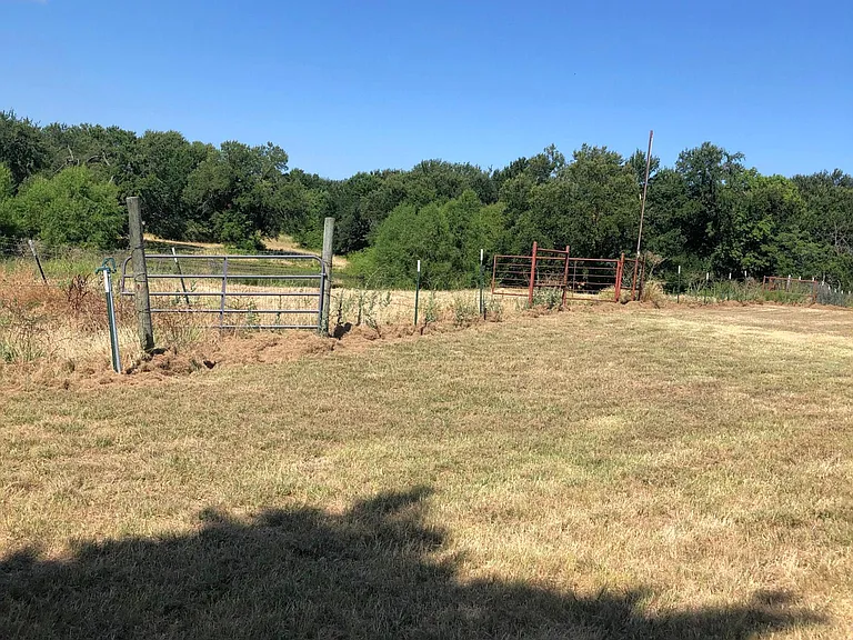 466 County Road 5025 — Photo 19