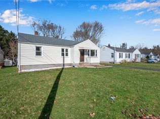 65 Dominican Rd, Branford, CT 06405