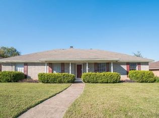 1212 Cameo Dr, Fort Worth, TX 76134