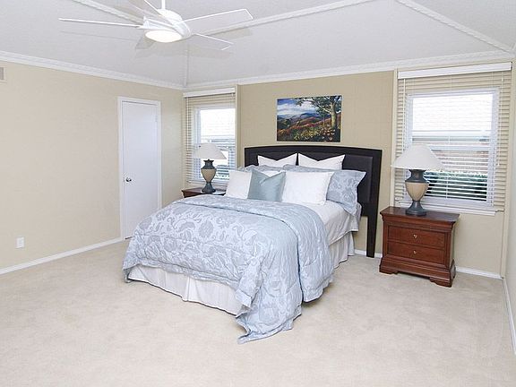 5th image of 7334 Blairview Dr
