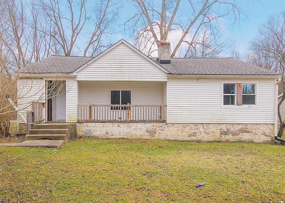 1st image of 7089 Lewis Dr