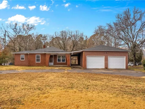1755 N Main St, China Grove, NC 28023