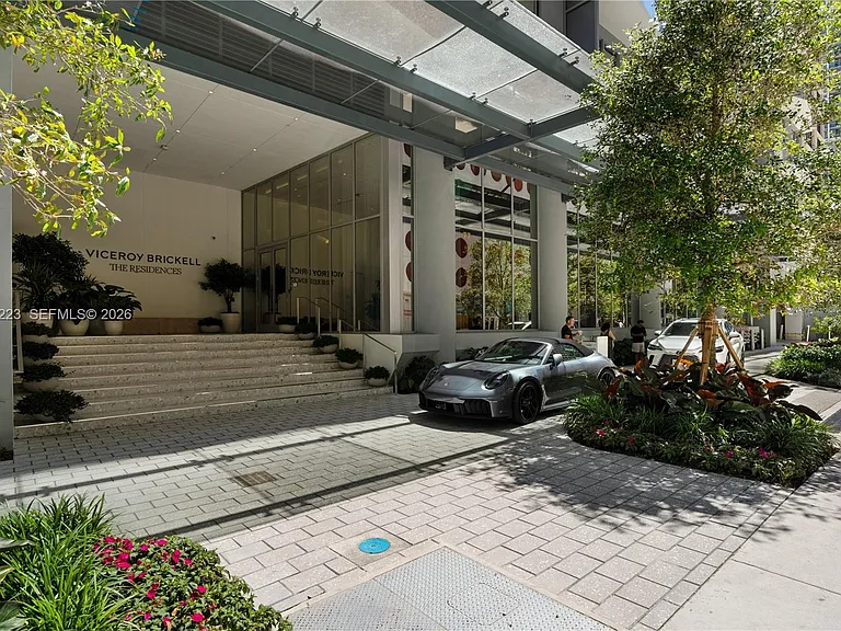 77 SE 5th St #3605 — Photo 26