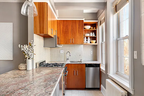 Sold by Compass | media 4