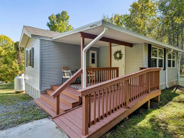 121 Furnace Hill Ct, Erwin, TN 37650