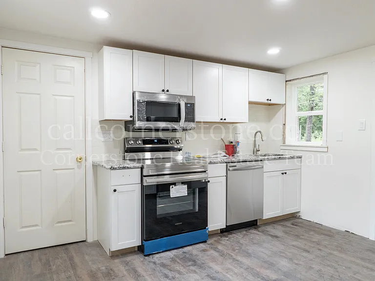 1412 Columbine Rd — Photo 4