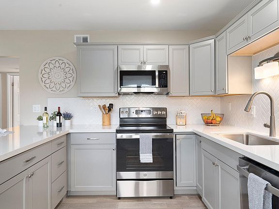 4th image of 6906 E 4th St Unit 16