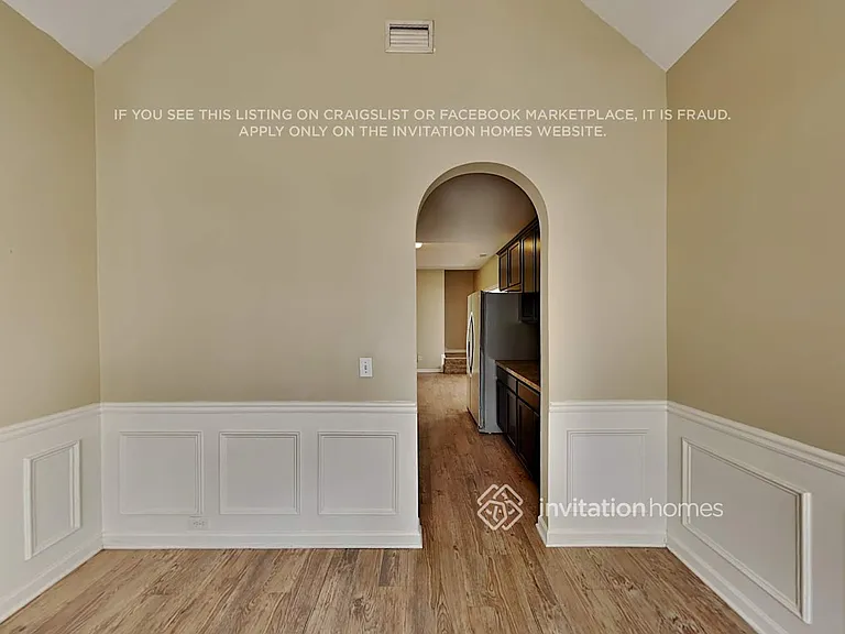 467 Greyhawk Way — Photo 7